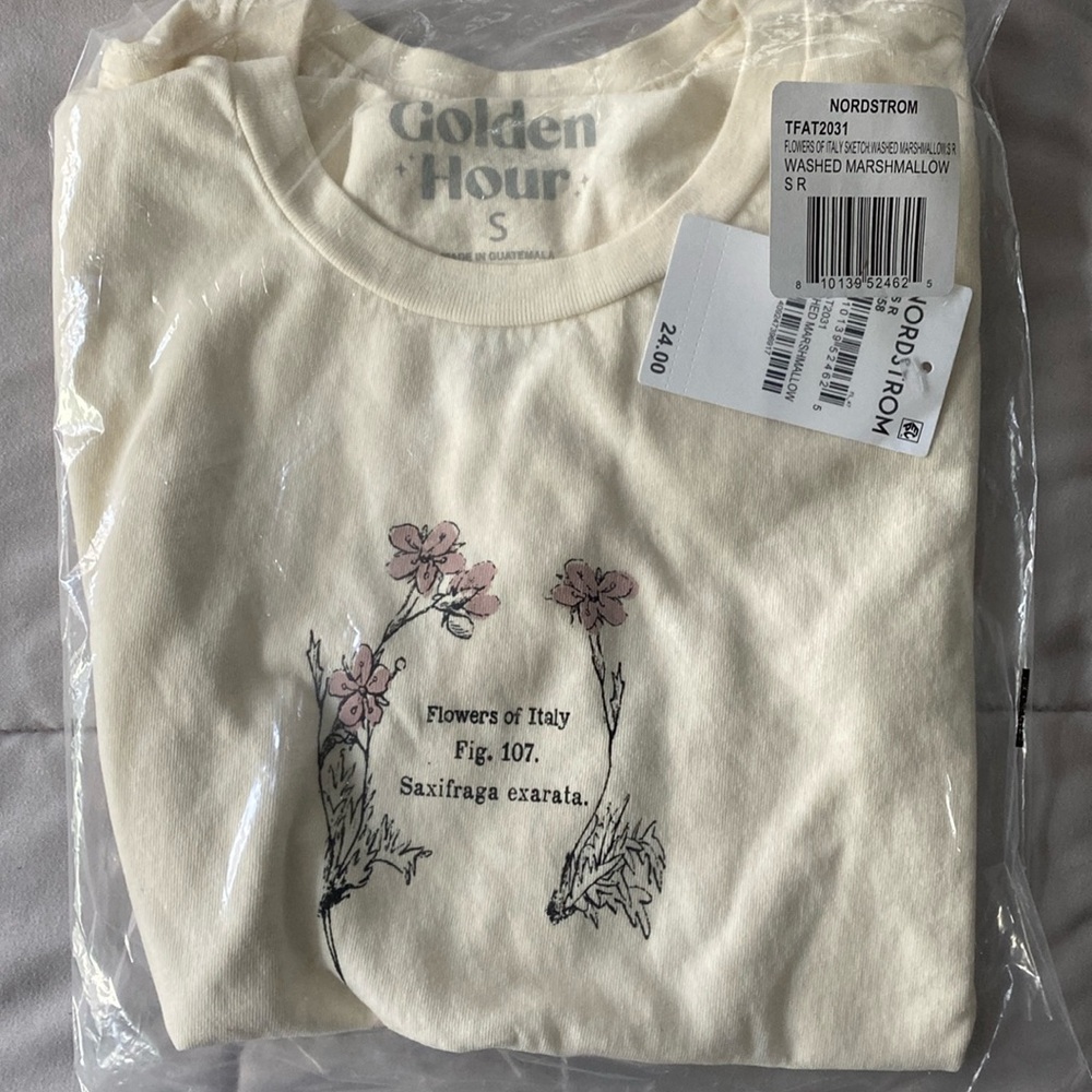 Brand new Tee